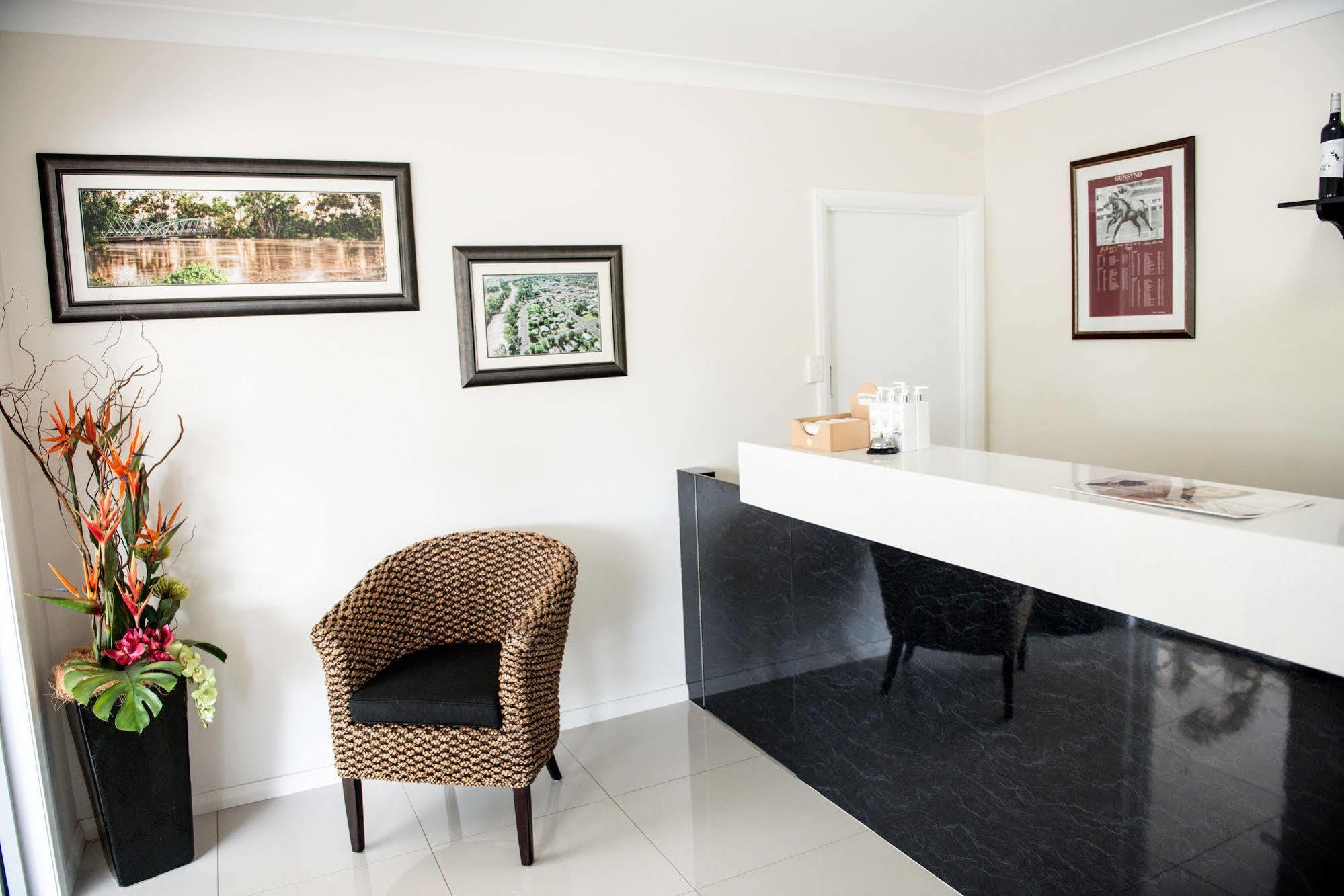 Pioneer Motel Goondiwindi Kültér fotó