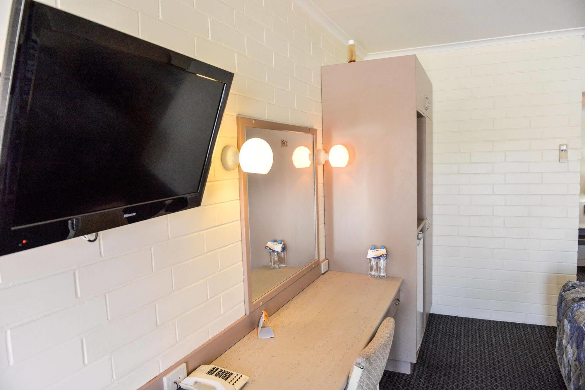 Pioneer Motel Goondiwindi Kültér fotó