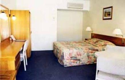 Pioneer Motel Goondiwindi Szoba fotó